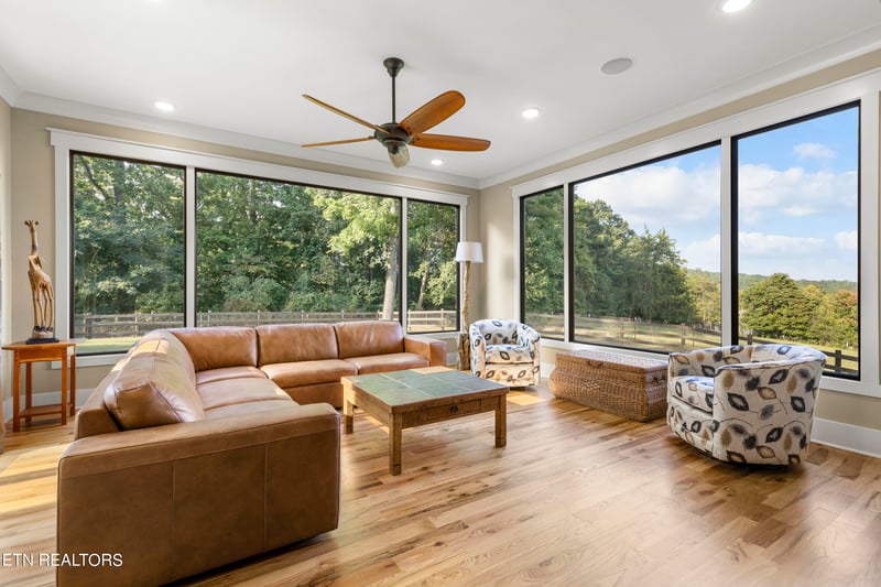 1639 Mccammon Rd, Knoxville, TN 37920
