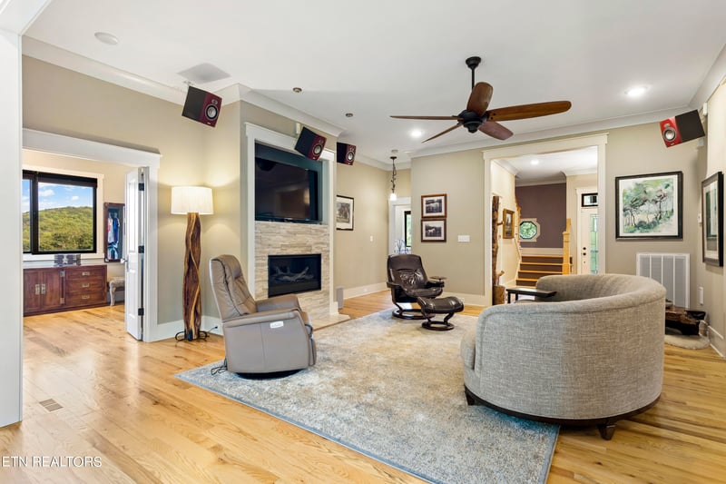 1639 Mccammon Rd, Knoxville, TN 37920