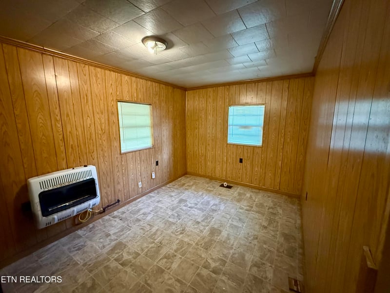 164 County Road 202, Athens, TN 37303