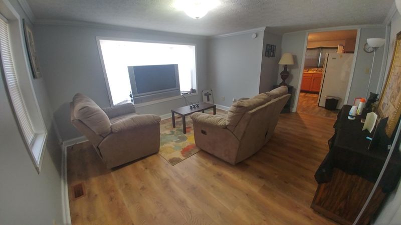 164 Midway Dr, Oliver Springs, TN 37840