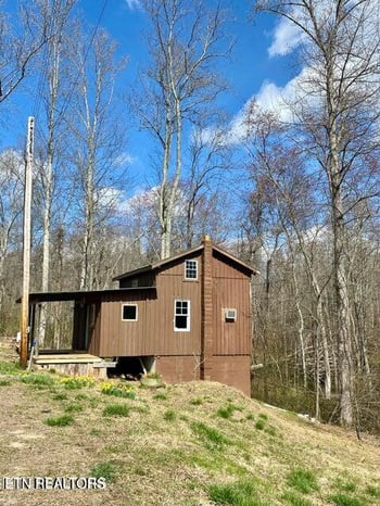 164 Norris St, Crossville, TN 38572