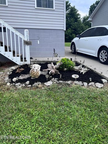 164 Sandy Cir, Lafollette, TN 37766