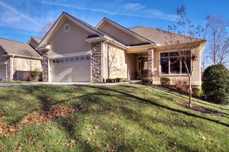 164 Tanasi Lagoon Dr, Loudon, TN 37774