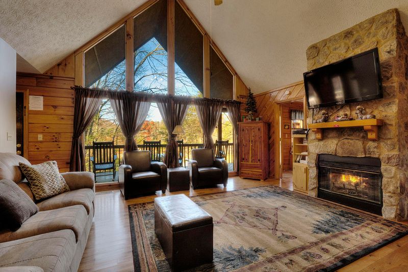 1640 Eagles Reach Way, Sevierville, TN 37862