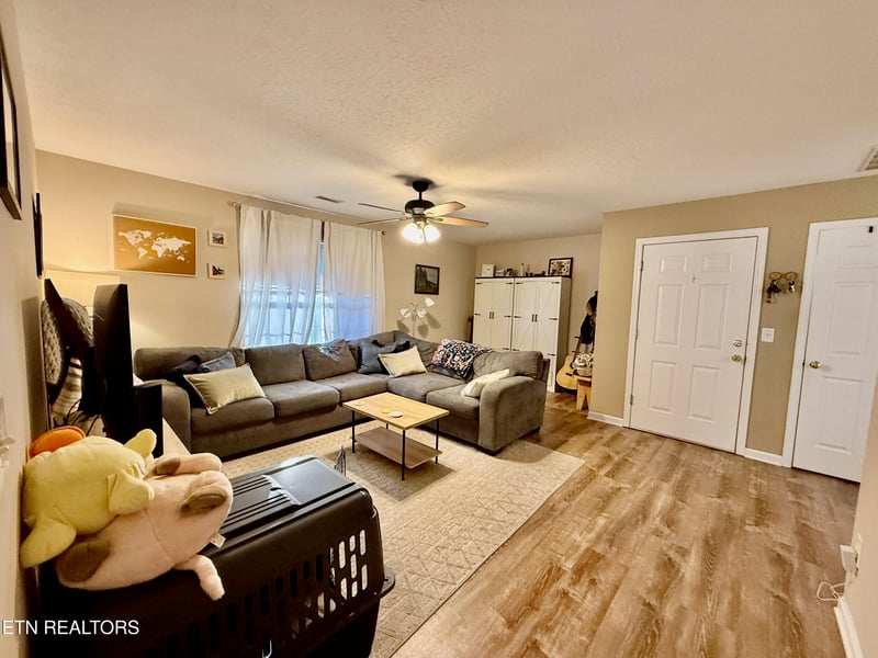 1640 Maple View Way, Knoxville, TN 37918