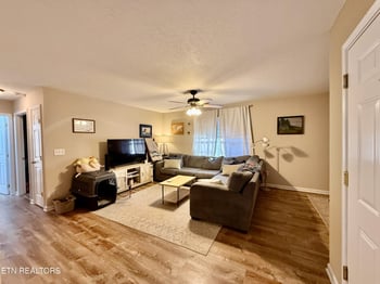 1640 Maple View Way, Knoxville, TN 37918
