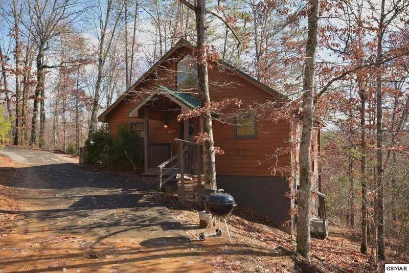 1640 Scenic Woods Way, Sevierville, TN 37876