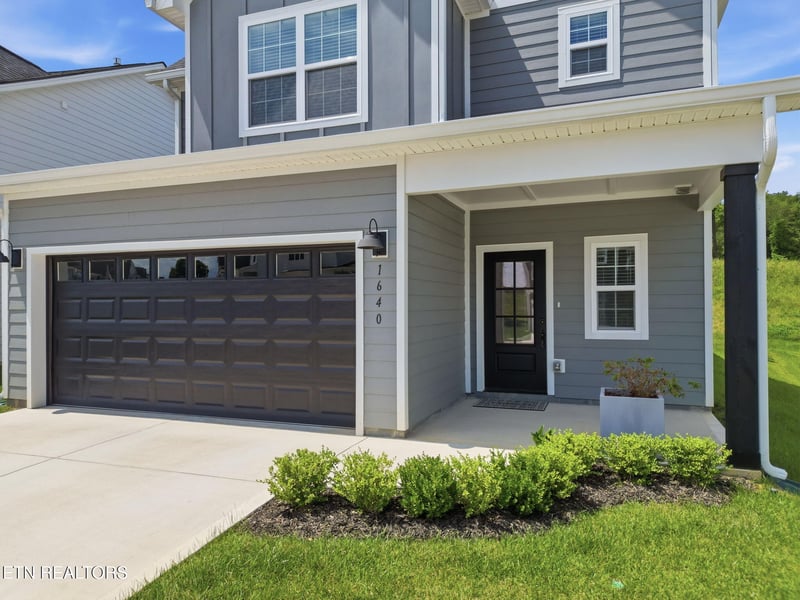 1640 Spring Berry Ln, Knoxville, TN 37924