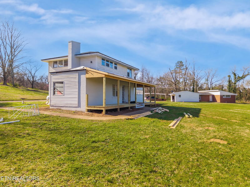 16408 U S 11 E, Lenoir City, TN 37772