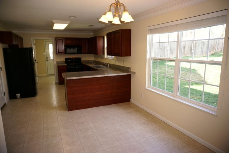 1644 Wolverine Ln, Knoxville, TN 37931