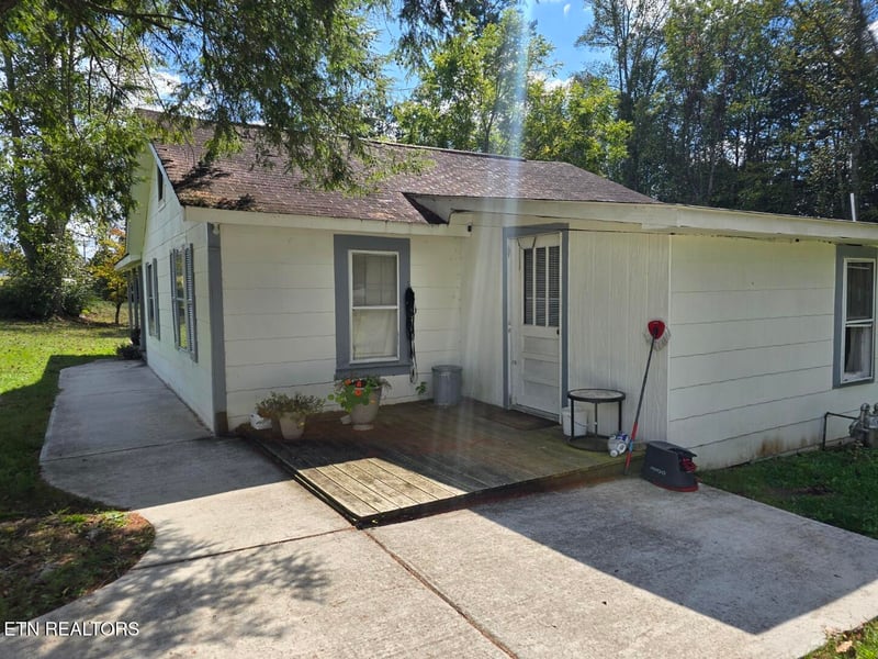 1645 Annadell Rd, Pioneer, TN 37847