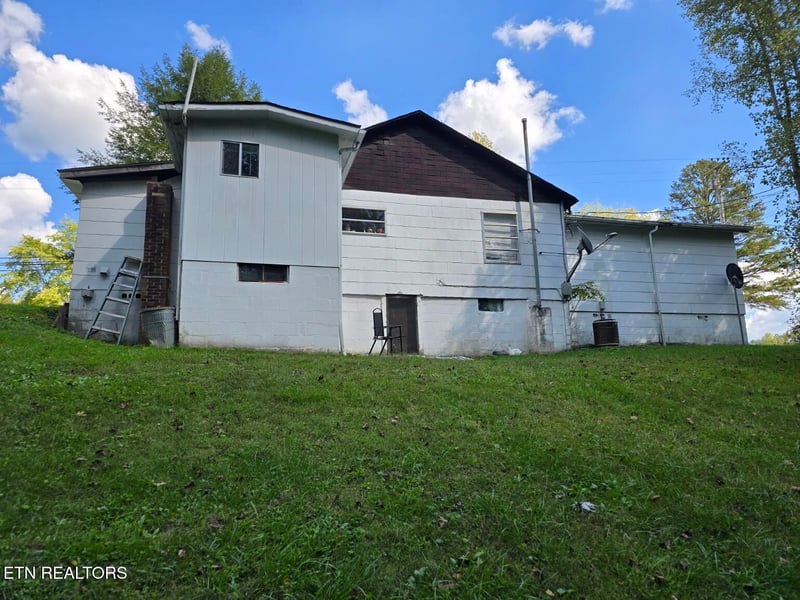 1645 Annadell Rd, Pioneer, TN 37847