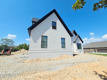 1645 Stone Harbor Blvd, Lenoir City, TN 37772