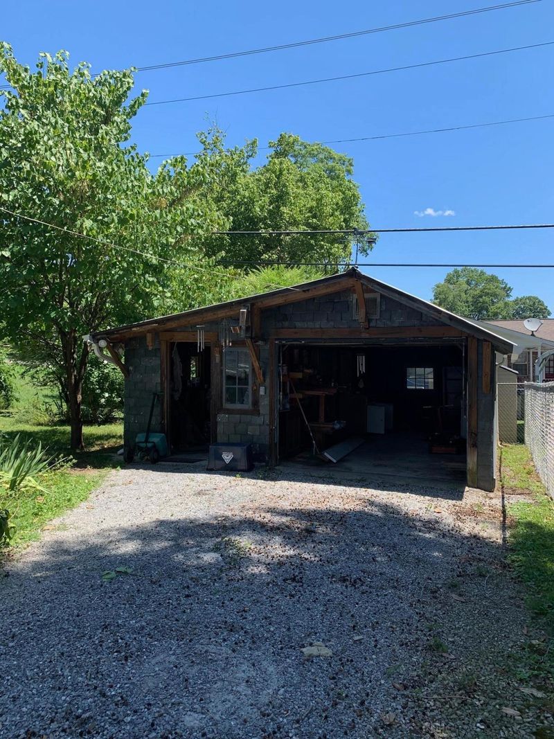 1646 Maury St, Alcoa, TN 37701