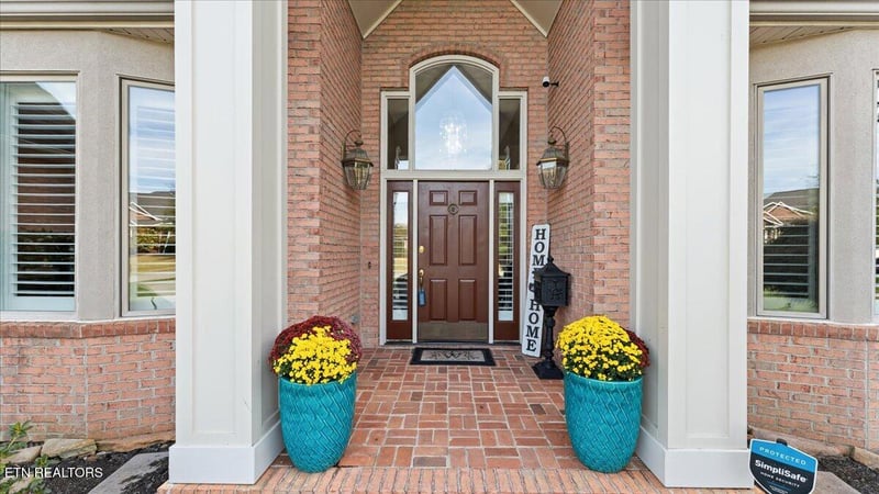 1647 Banebury Ln, Alcoa, TN 37701