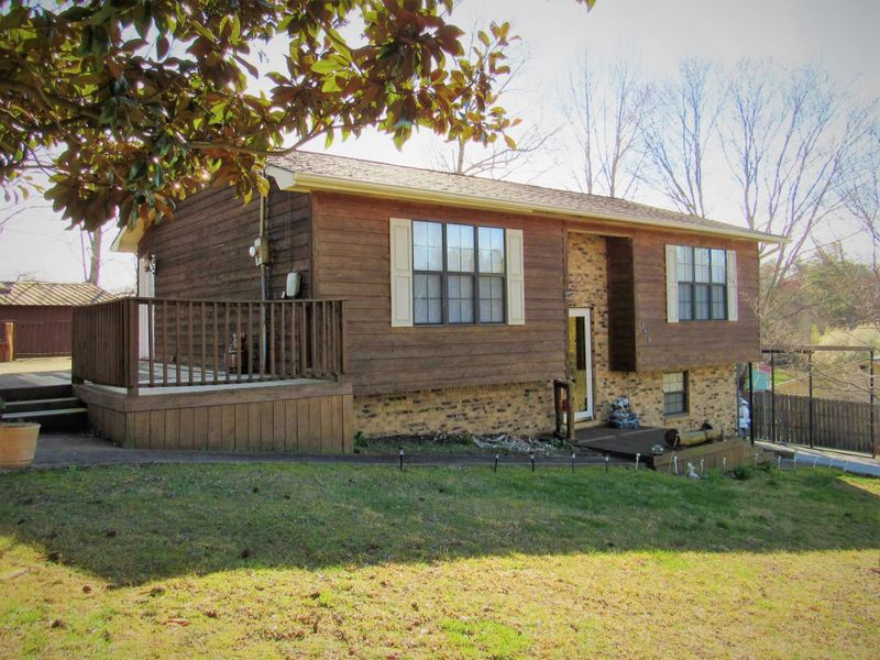 165 Boulder Rd, Wartburg, TN 37887