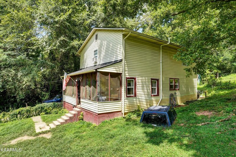 165 Davidson Hollow Rd, Heiskell, TN 37754