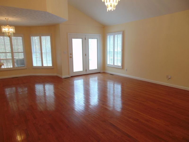 165 Eagle Point Dr, Rockwood, TN 37854