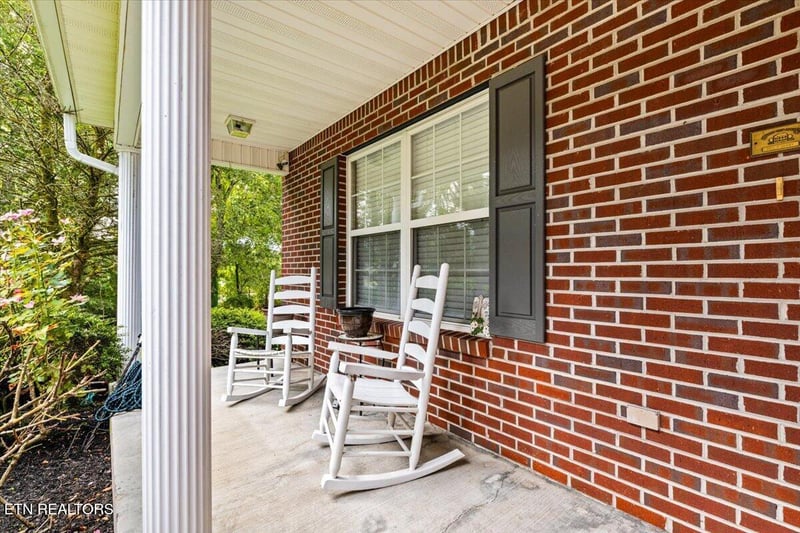 165 Elizabethton Way, Clinton, TN 37716
