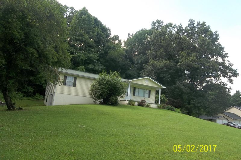 165 Flat Fork Rd, Wartburg, TN 37887