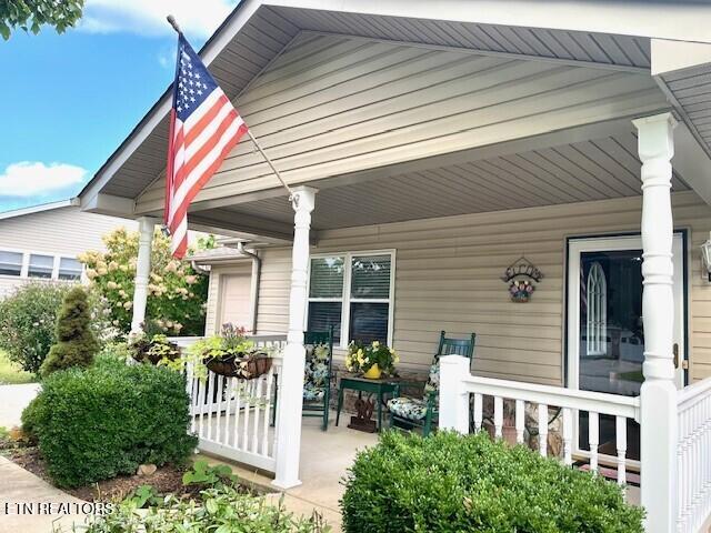 165 Grandview Ln, Crossville, TN 38571