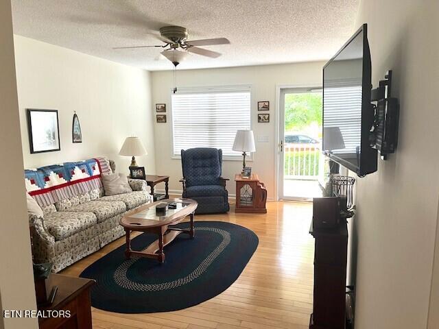 165 Grandview Ln, Crossville, TN 38571