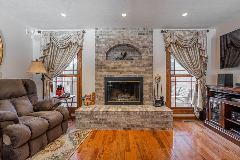 165 Hillcrest River Dr, Loudon, TN 37774