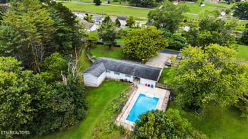 165 Justice Rd, Oliver Springs, TN 37840