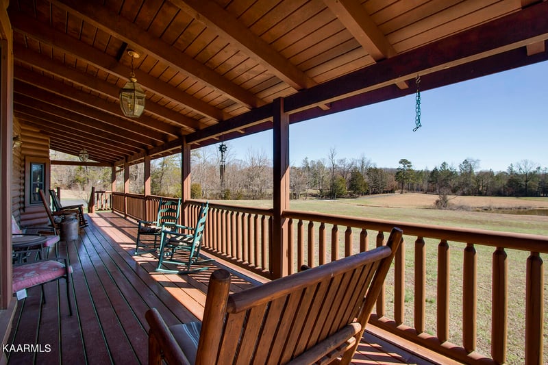 165 Lowe Galyon Ln, Philadelphia, TN 37846
