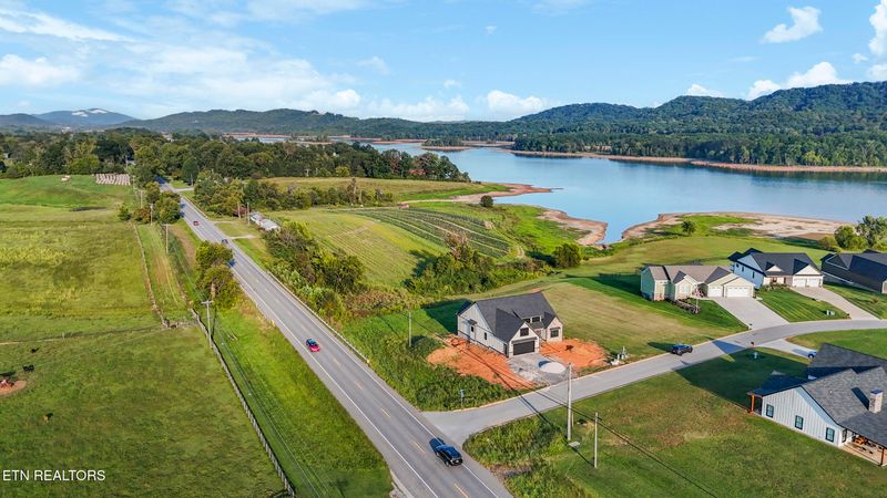 165 Masters Ln, Rutledge, TN 37861