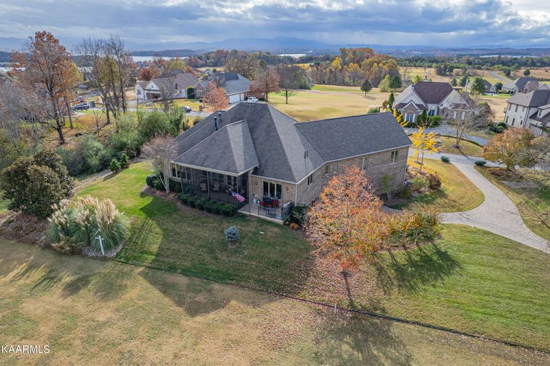 165 Osprey Cir, Vonore, TN 37885