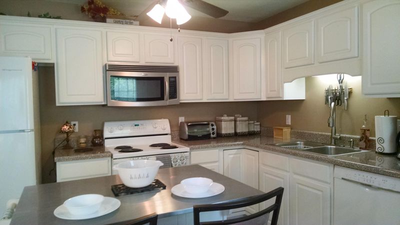 165 Posey Ln, Jacksboro, TN 37757