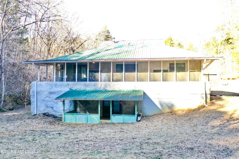 1650 Indian Creek Rd, Thorn Hill, TN 37881