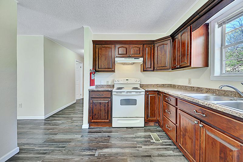 1650 Monroe St, Sweetwater, TN 37874
