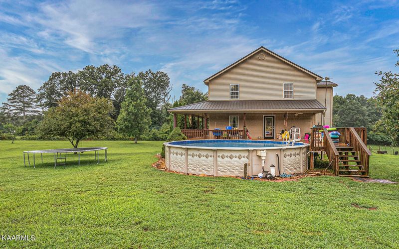 1650 Riggs Chapel Rd, Harriman, TN 37748