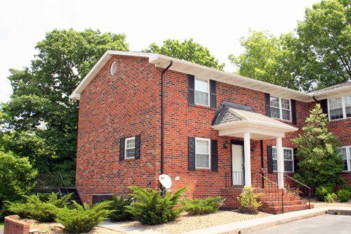 1652 Louisville Rd, Alcoa, TN 37701