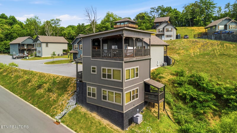 1654 Veterans Blvd #42, Sevierville, TN 37862