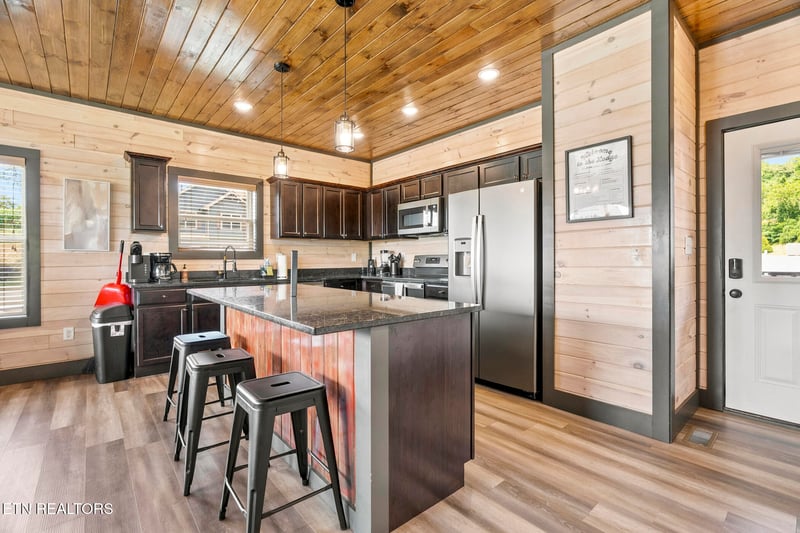 1654 Veterans Blvd #42, Sevierville, TN 37862