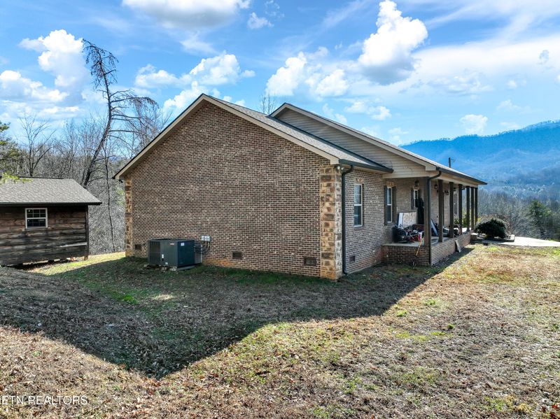 1658 Old Chilhowee Rd, Seymour, TN 37865
