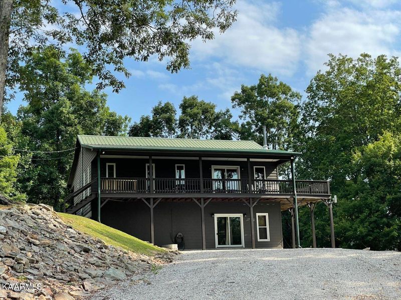 1659 Campbell Highlands Dr, Pioneer, TN 37847