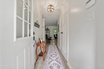 1659 Middlesettlements Rd, Maryville, TN 37801