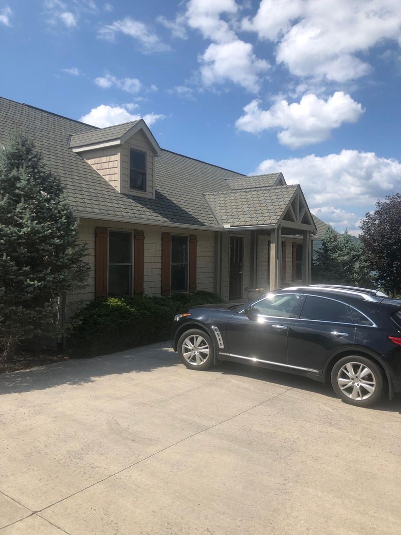 166 Eagle Cove Pkwy, Maynardville, TN 37807