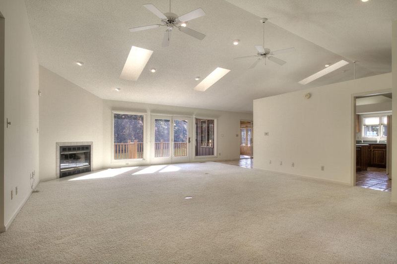 166 Noya Way, Loudon, TN 37774
