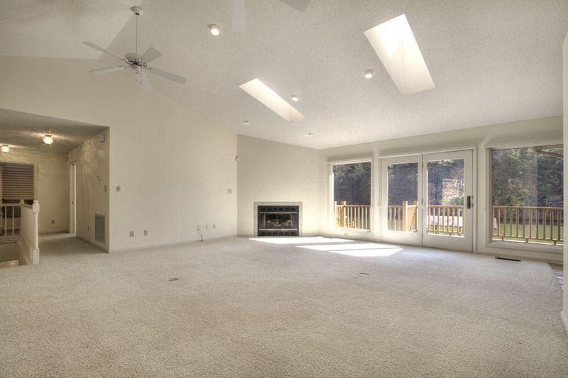 166 Noya Way, Loudon, TN 37774