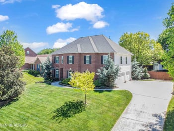 1660 Meadow Chase Ln, Knoxville, TN 37931