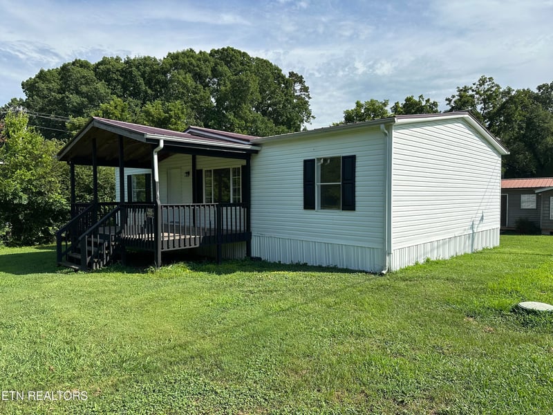 1660 Old Highway 68, Sweetwater, TN 37874