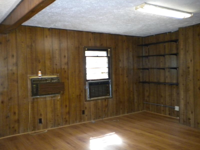1661 Dupont, Seymour, TN 37865