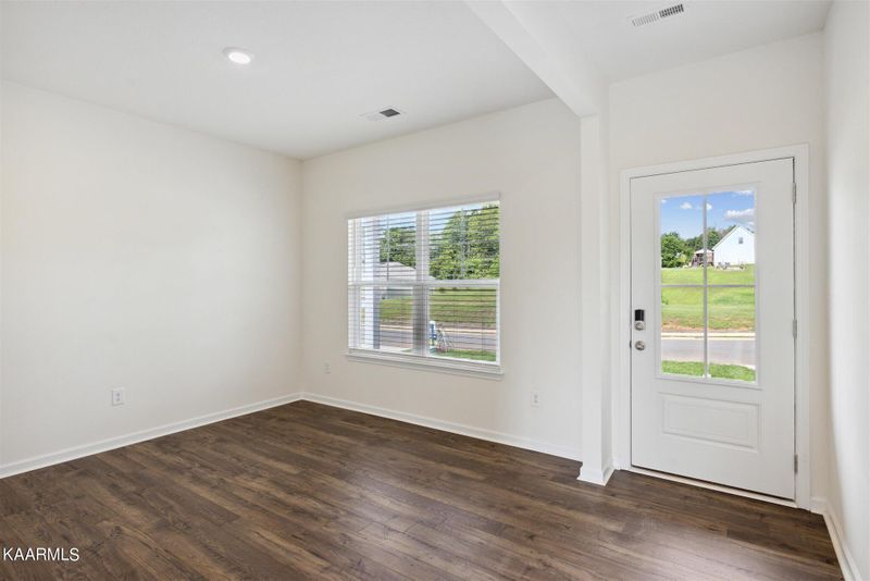 1661 Pebblestone Ct, Morristown, TN 37814