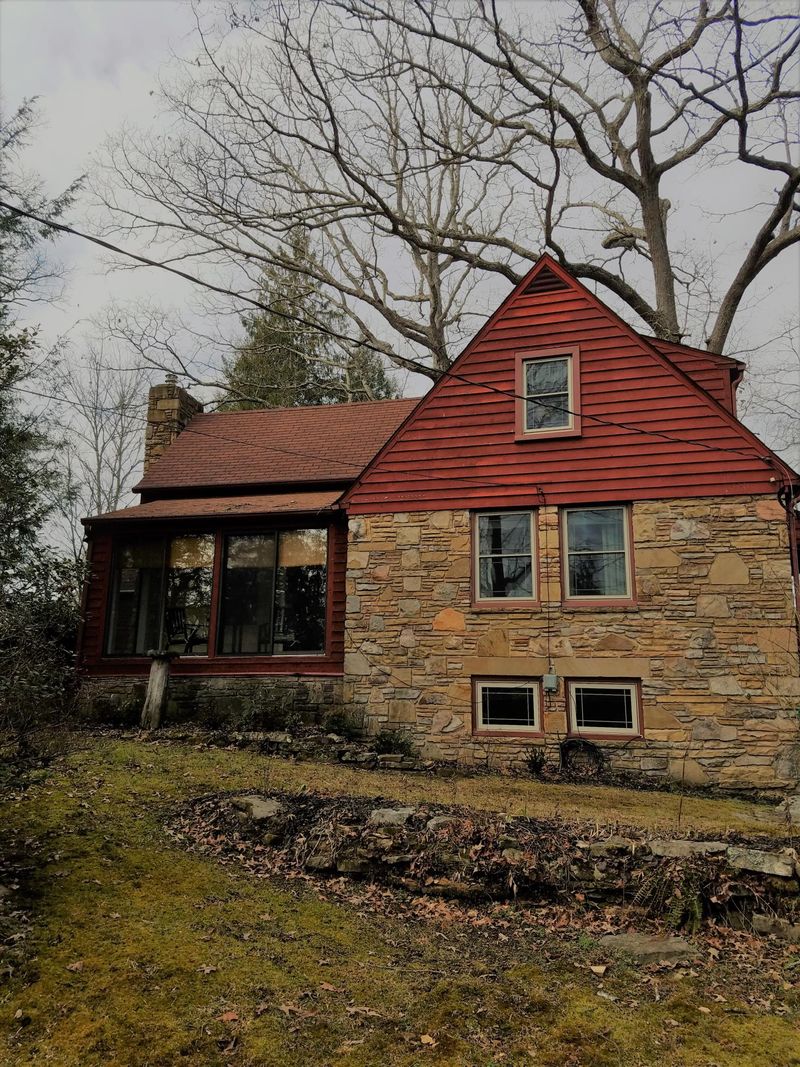 1663 Deep Draw Rd, Crossville, TN 38555