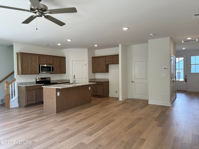 1663 Lateglow Way, Knoxville, TN 37931